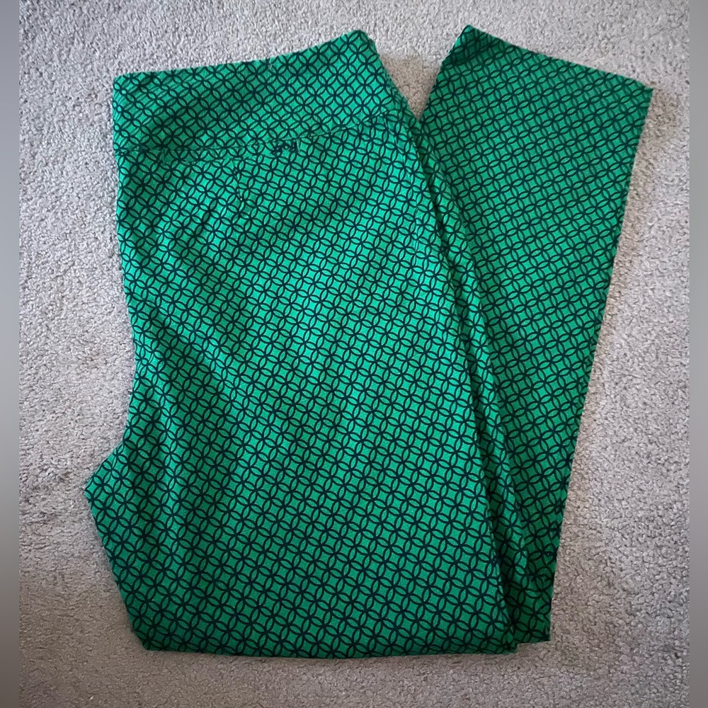 Women's Izod straight pants in size 14